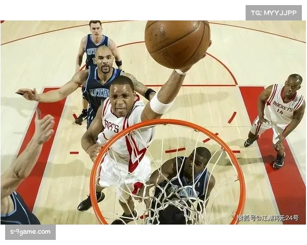 火箭进攻篮板率创历史纪录 内线终结策略反潮流